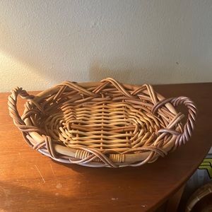 Vintage basket/tray